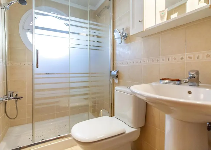 Apartamento 3 Bedroom Stunning In *