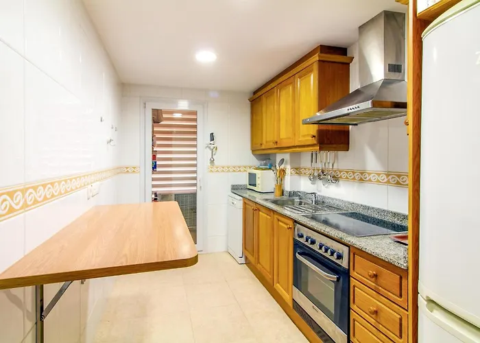 3 Bedroom Stunning In * Κάλπε