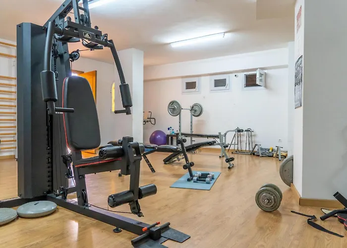 3 Bedroom Stunning In Apartment